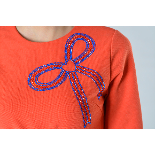 SY005漏空烫钻连衣裙细节图